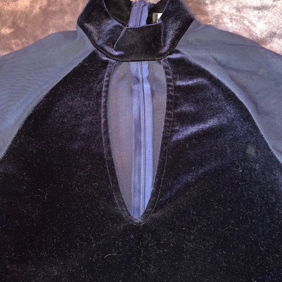 Velvet and mesh navy dress - Picture 2 of 3